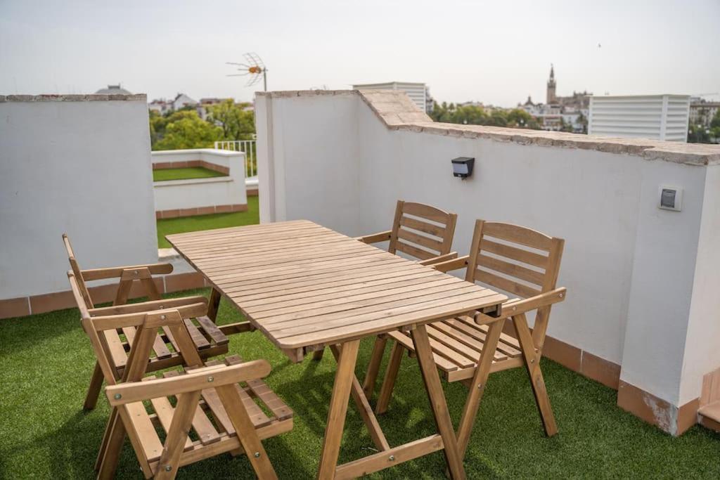 Appartamento Optimus Corazon De Triana Siviglia Esterno foto